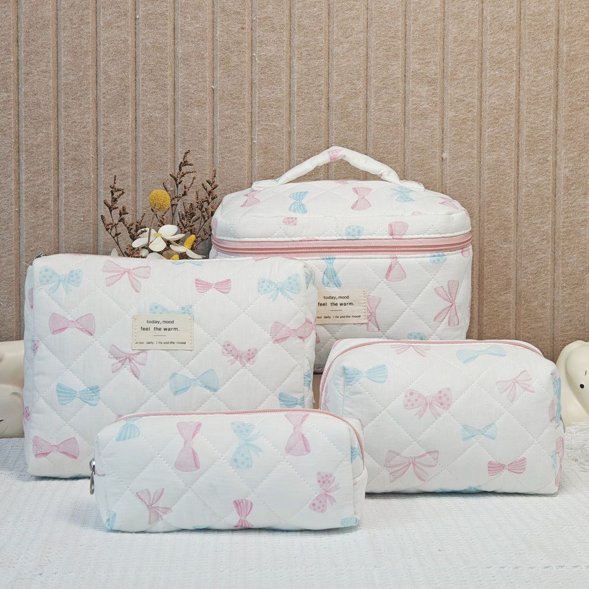 Vertical Large Capacity Three-dimensional Storage Portable Cosmetic Bags