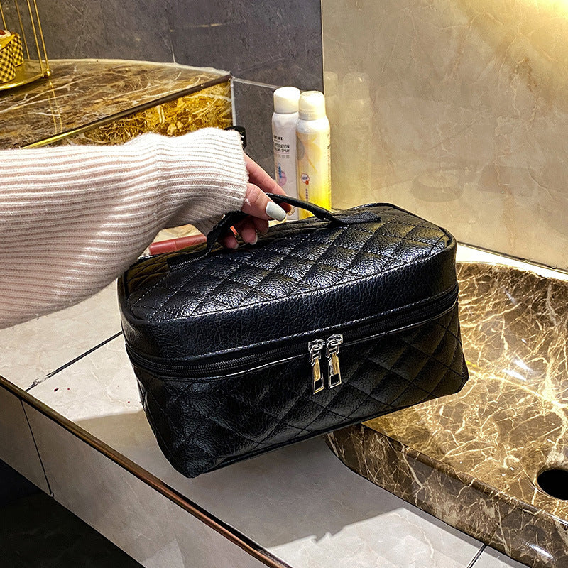 Durable Rhombus Black Cosmetics Storage Wash Makeup Bag