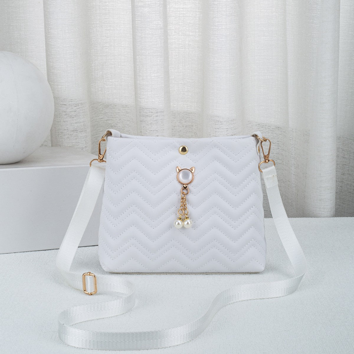Women's Wave Quilted Fashion Mini For Women's Shoulder Bag