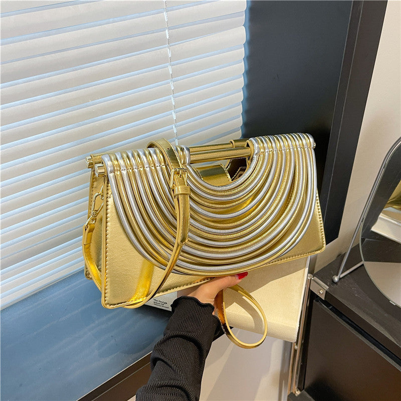 Women's Niche Woven Noodle Retro Hot Unique Women's Messenger Bag