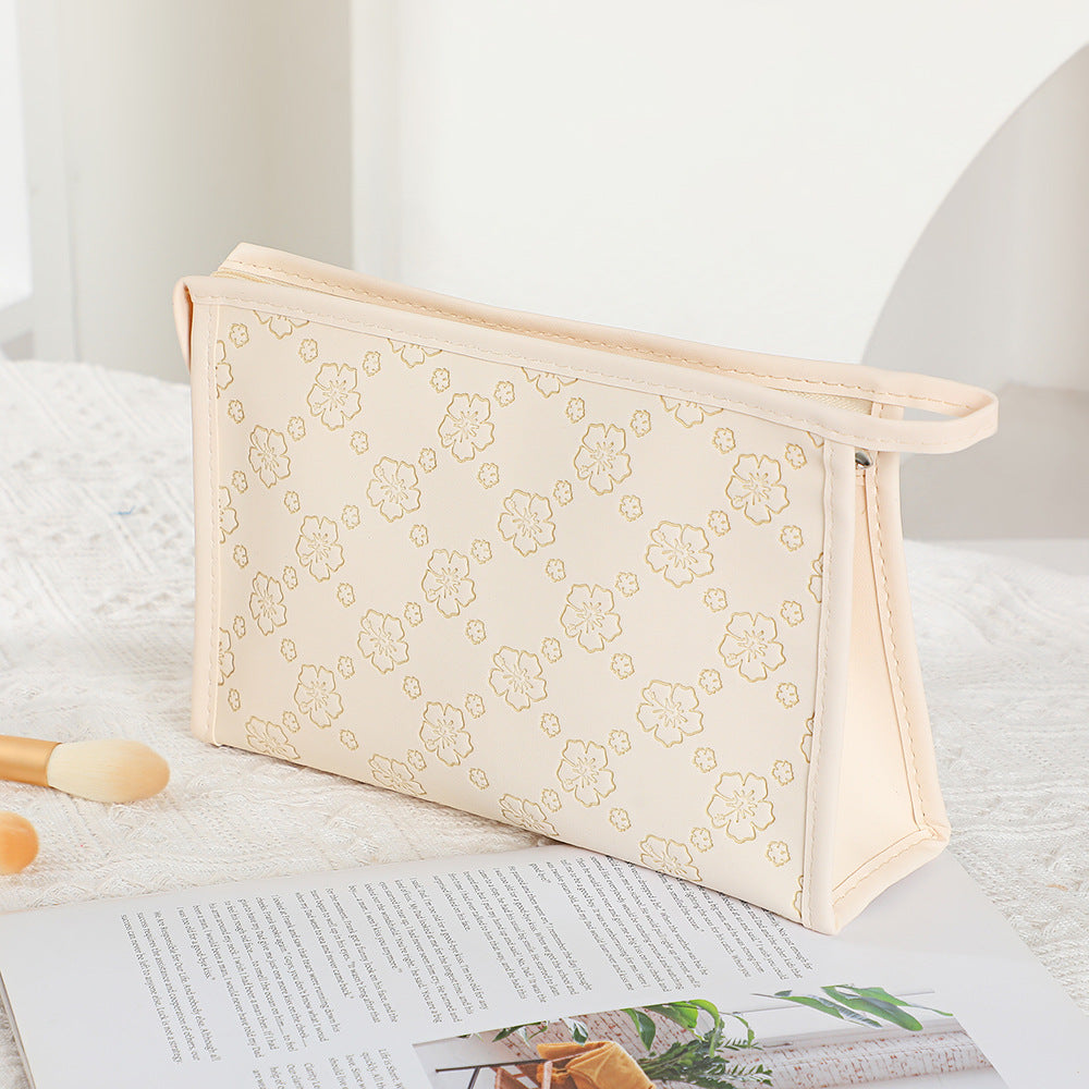 Women's Large Capacity Retro Embossing Storage Portable Outing Makeup Bag