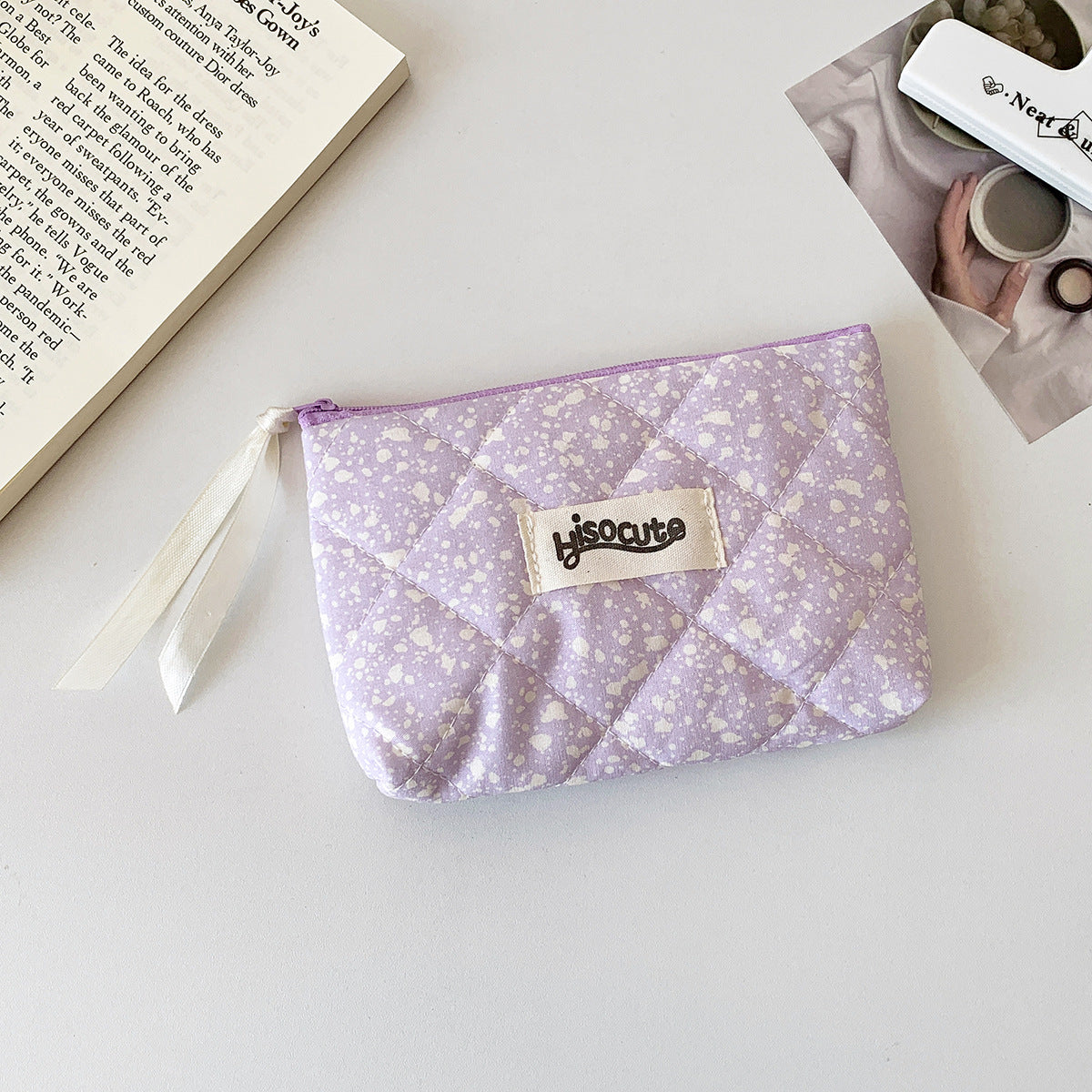 Attractive Quilted Good-looking Storage Portable Headset Makeup Bag