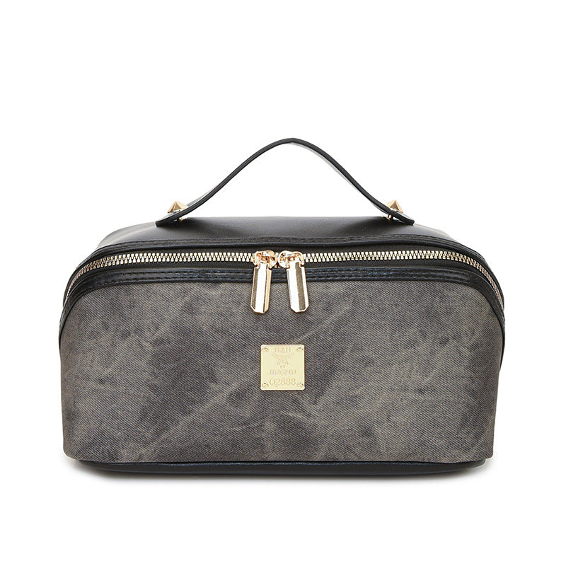 Women's Retro Large Capacity Textured Portable Cosmetics Storage Makeup Bag