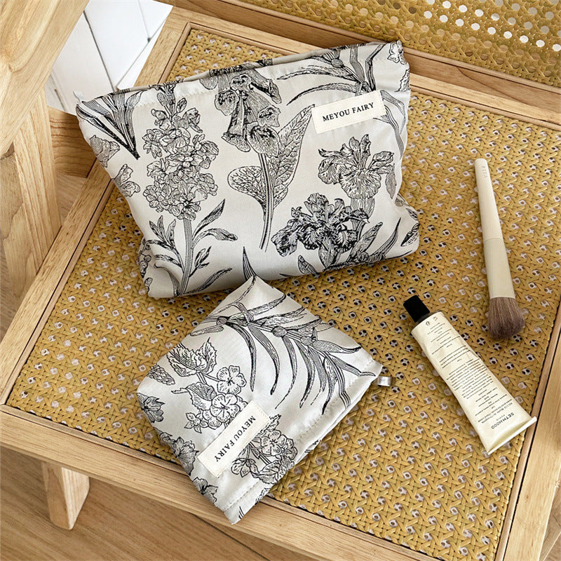 Simple Flower Niche High-grade Portable Storage Outing Makeup Bag