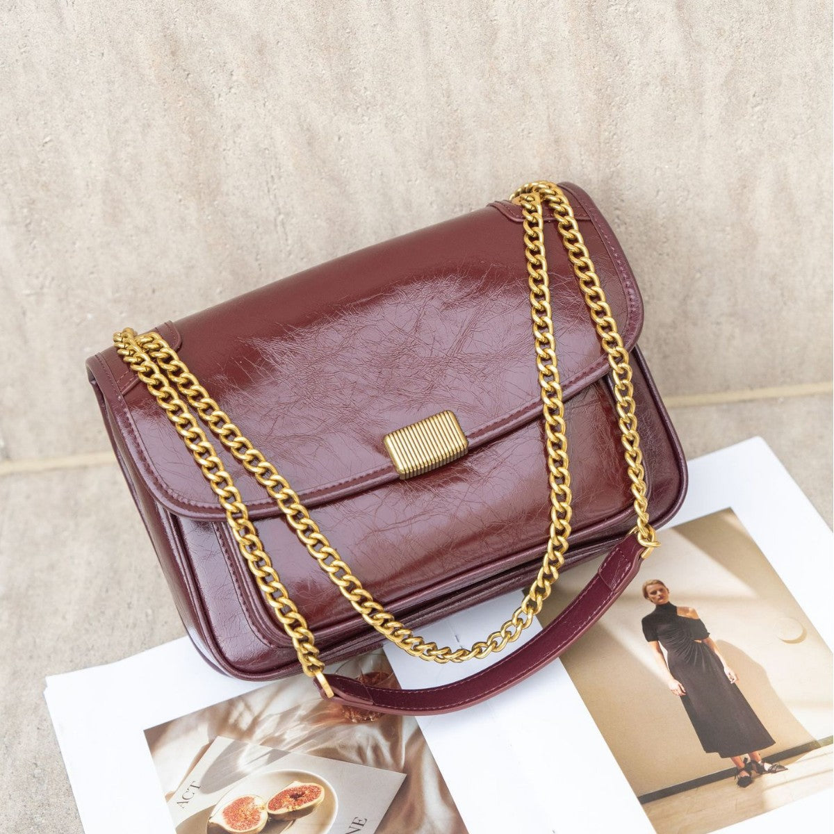 Women's Layer Oil Wax Leather Zip Soft Portable Bright Crack Bags