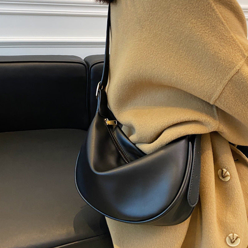 Women's Style Versatile Large Capacity Commuter Underarm Women's Messenger Bag
