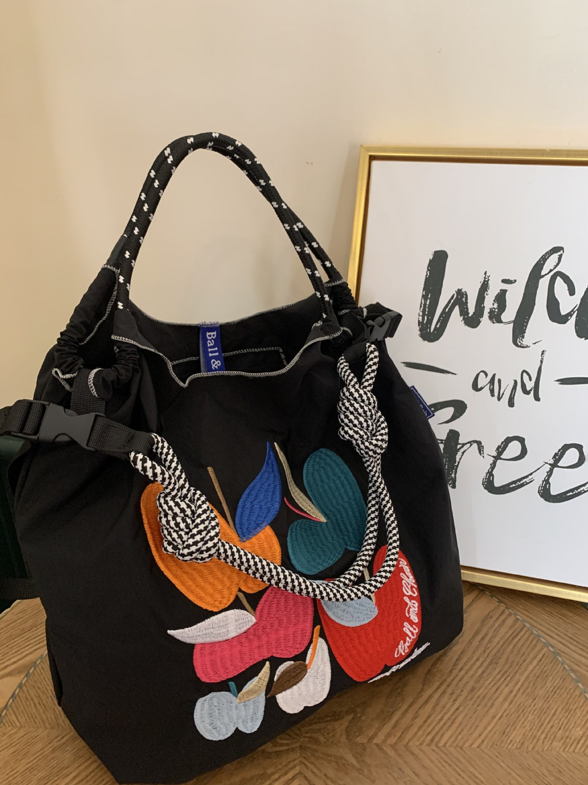 Embroidered Shopping With Flowers Plants On The Upper Body Niche Women's Shoulder Bag