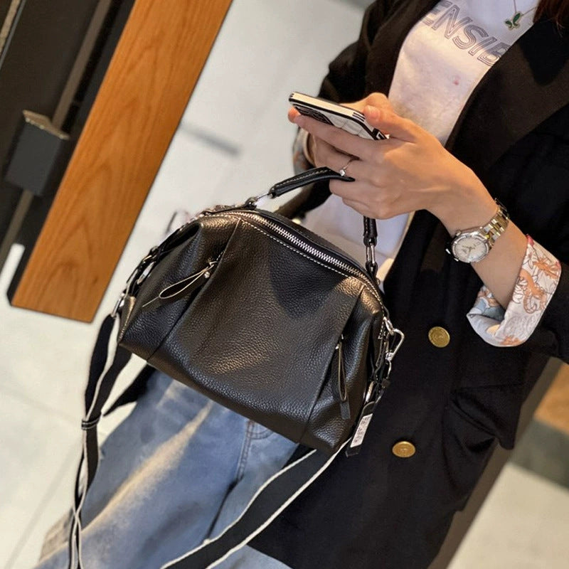 Women's Fashion First Layer Cowhide Leisure Commute Handbags