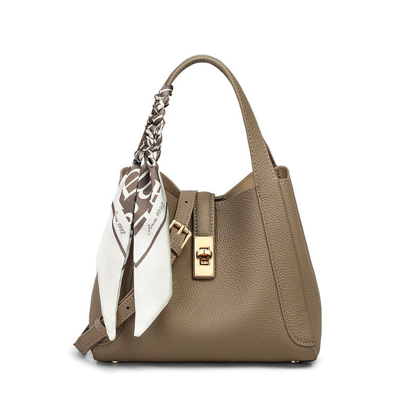 Trendy Women's Classic Portable Vegetable Basket Women's Messenger Bag