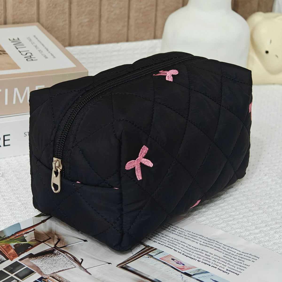 Bear Printing Vertical Large Capacity Portable Pillow Cosmetics Makeup Bag