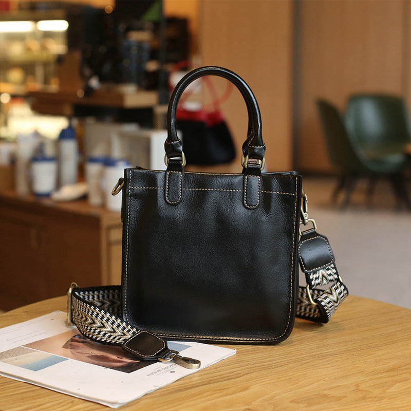 Comfortable Women's Portable Cowhide Niche Commuter Women's Shoulder Bag