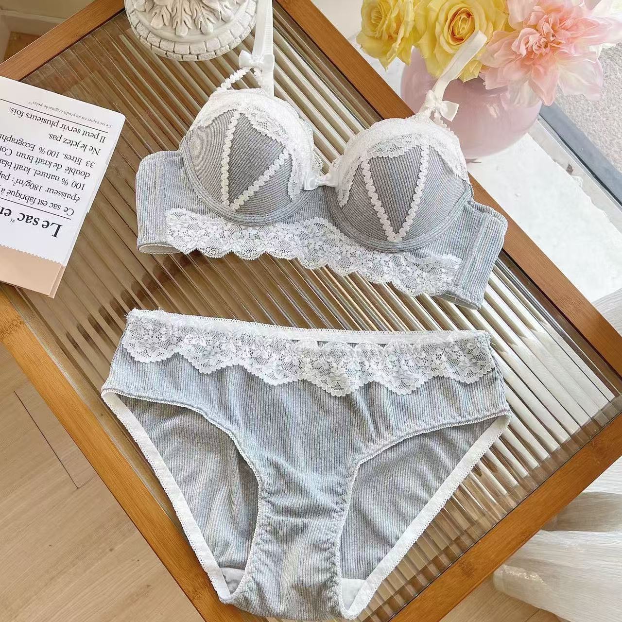 Women's Sexy Lace Small Chest Push-up Thin Push Lingerie Sets