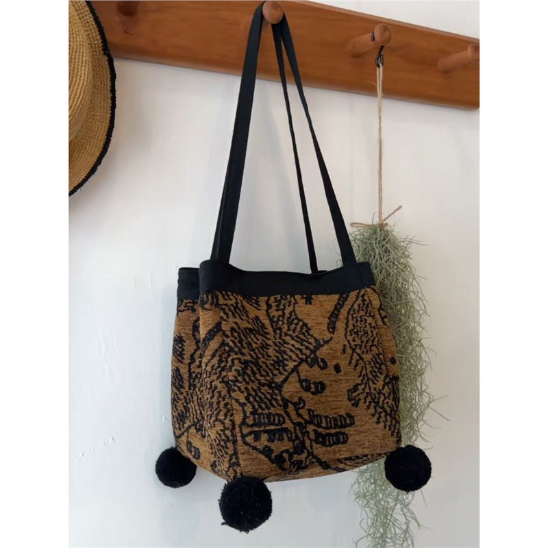 Attractive Women's Fashionable High Sense Design Women's Shoulder Bag