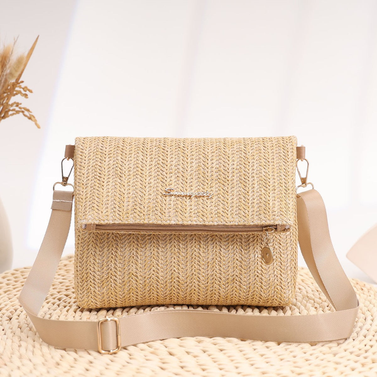 Women's Fresh Simple Woven Large Capacity Stitching Women's Messenger Bag