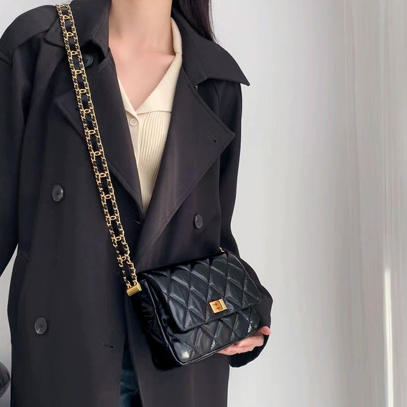 Classic Style Thick Chain Rhombus Black Women's Shoulder Bag