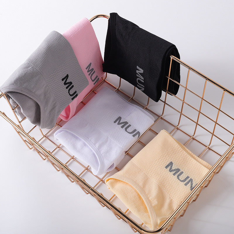 Women's Briefs Comfortable Breathable Letters Wide-brimmed Solid Panties