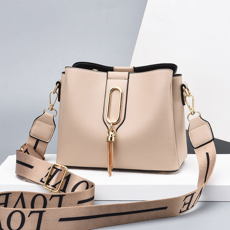 Cool Women's Fashion Wide Strap Large Crossbody Bags