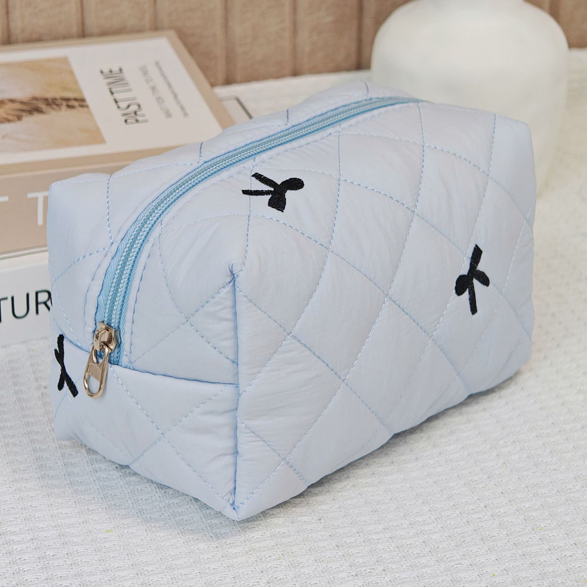 Bear Printing Vertical Large Capacity Portable Pillow Cosmetics Makeup Bag