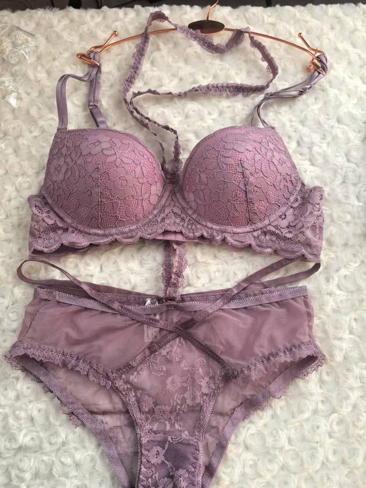 French Underwear Sexy Lace Halter Thin Belt Steel Ring Lingerie Sets