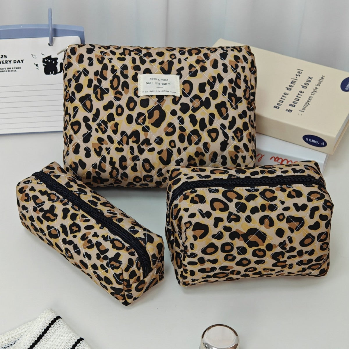 Polyester Cotton Leopard Vertical Large Capacity Bags