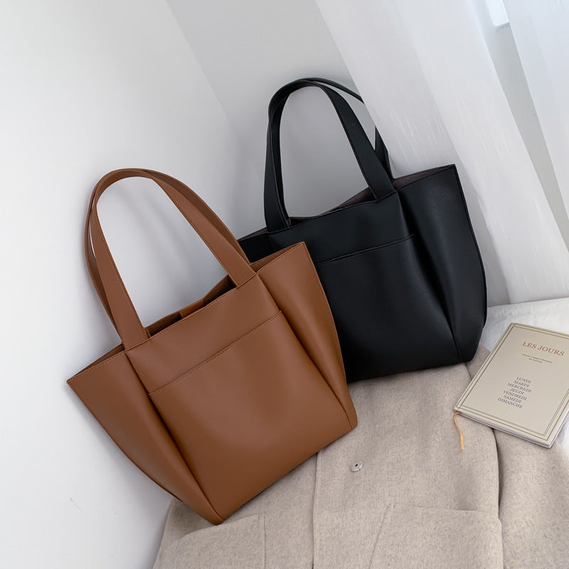 Women's Large Capacity Soft Autumn Korean Version Commuter Fashion Shoulder Bags