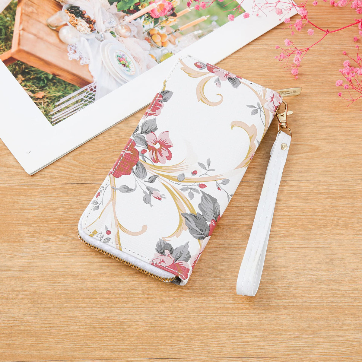 Women's Long Single-layer Printed Rose Mobile Clutch Ladies Wallet