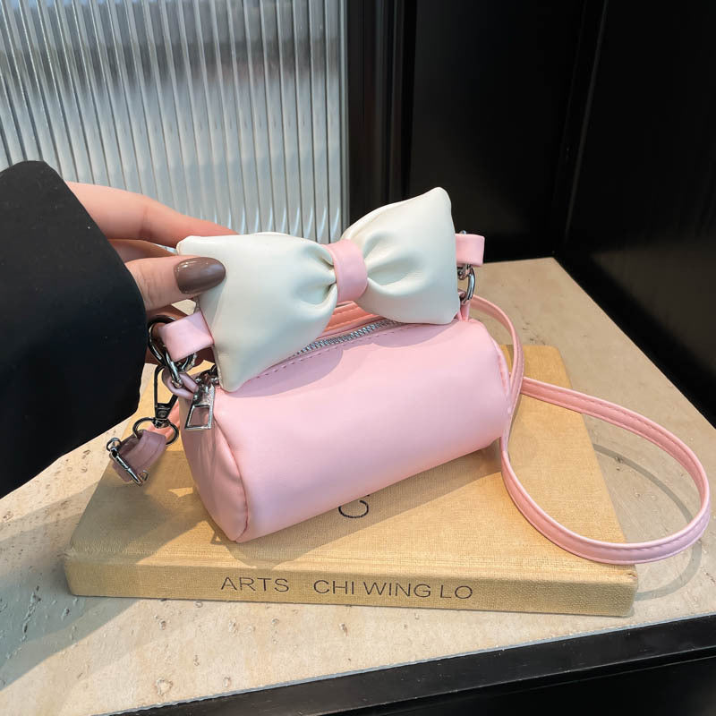 Women's Spring Korean Texture Fashion Bow Western Style Large Capacity Women's Shoulder Bag