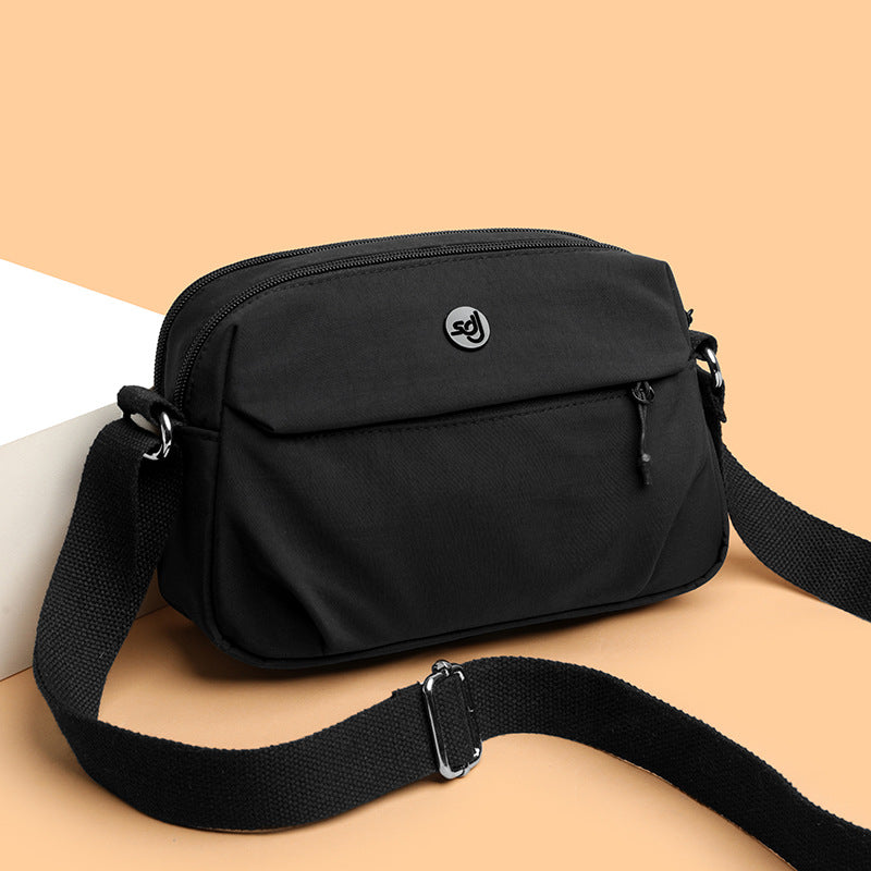 Versatile Women's Lightweight Nylon Waterproof Leisure Women's Messenger Bag
