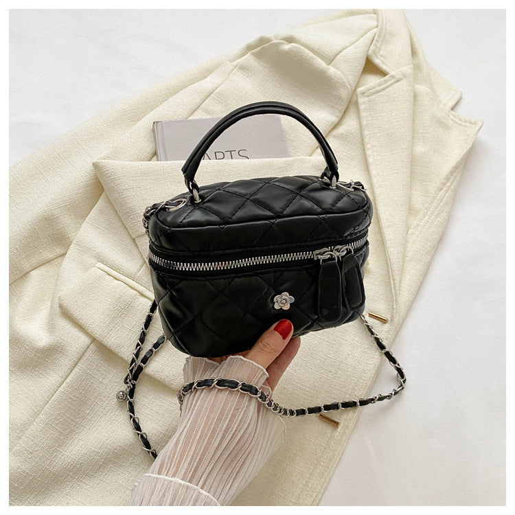 Women's Simple Rhombus Chain Portable Box Textured Bags