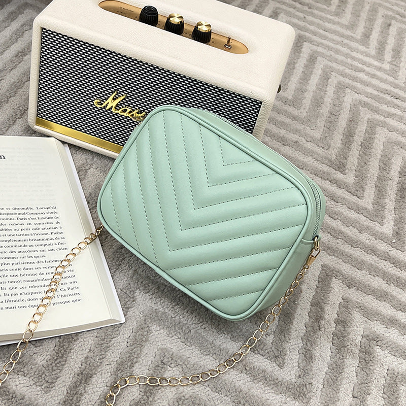 Women's Embroidery Thread Retro Chain Fashion Simple Small Square Bags