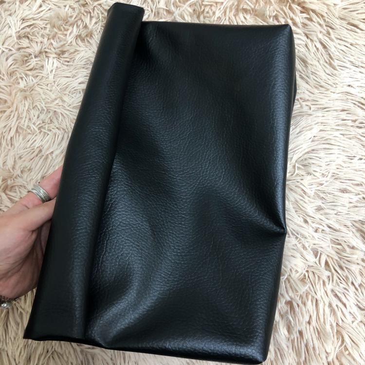 Women's Dark Simple Leather Curling Retro Artistic Handbags