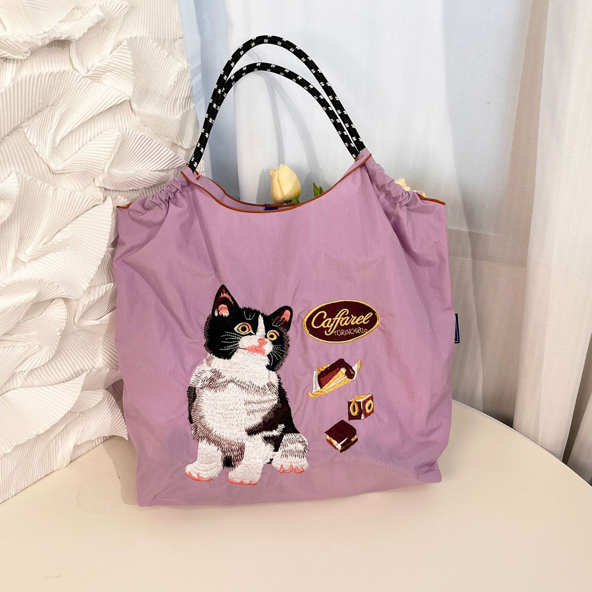Embroidered Shopping With Flowers Plants On The Upper Body Niche Women's Shoulder Bag