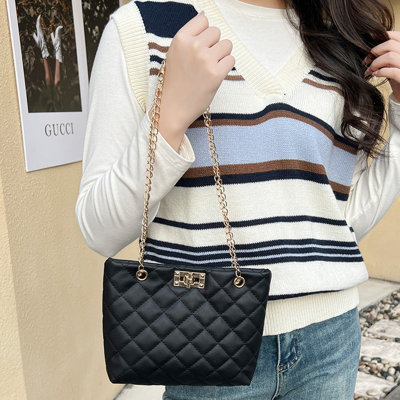 Women's Fashion Trend Rhombus Metal Chain Women's Shoulder Bag