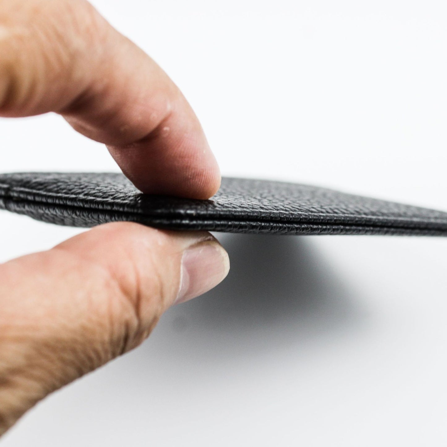 Graceful Cool Exquisite Leather Cutting Ferrule Card Holder