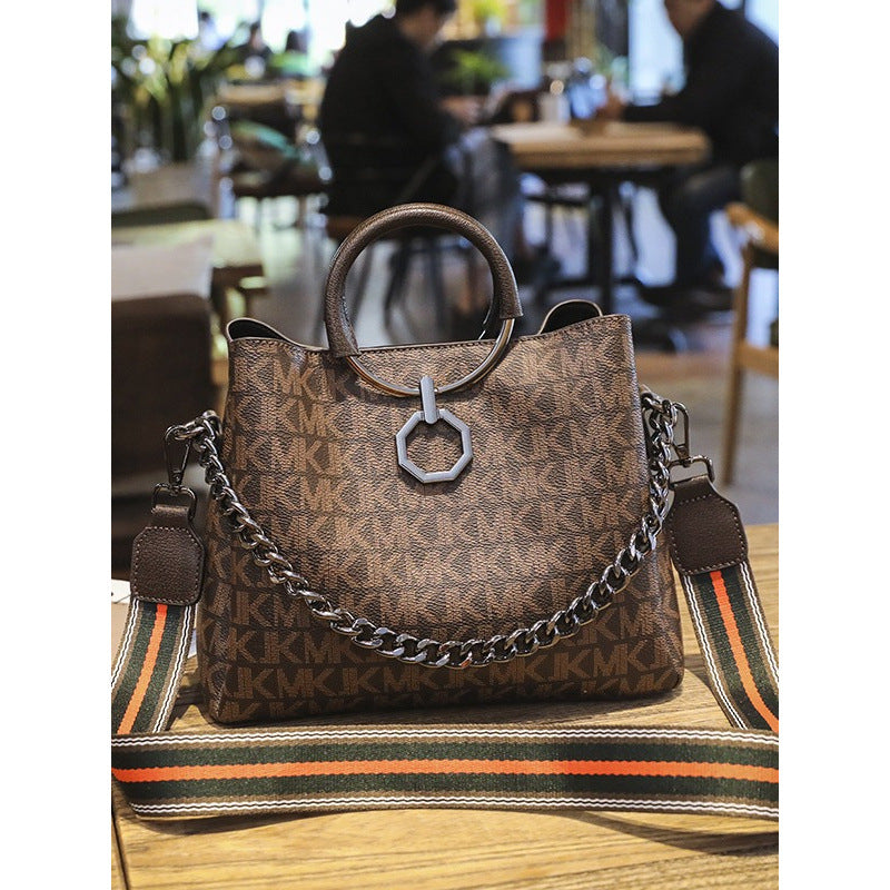 Women's Soft Leather Wrist Portable Broadband Printed Chain Women's Messenger Bag