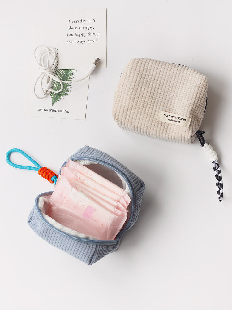 Style Large Capacity Portable Female Cartoon Pouch Cute Sanitary Bags