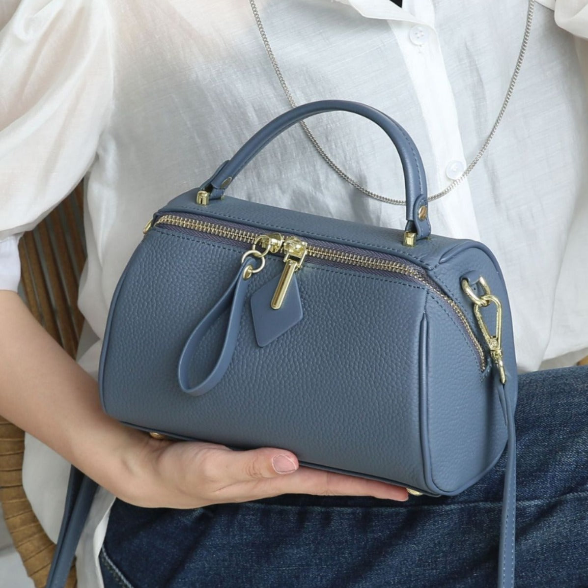 First Layer Cowhide Niche Pillow Popular Fashion Single Practical Version Women's Shoulder Bag
