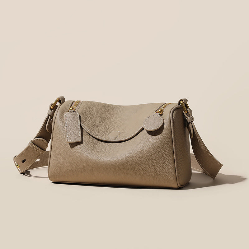 Women's Genuine Leather Summer Commuter Fashion High Women's Messenger Bag
