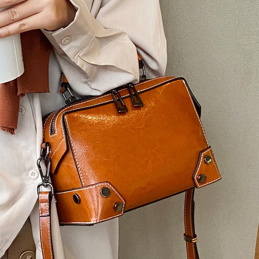 Women's Oil Wax Pure Genuine Leather Fan Shoulder Bags