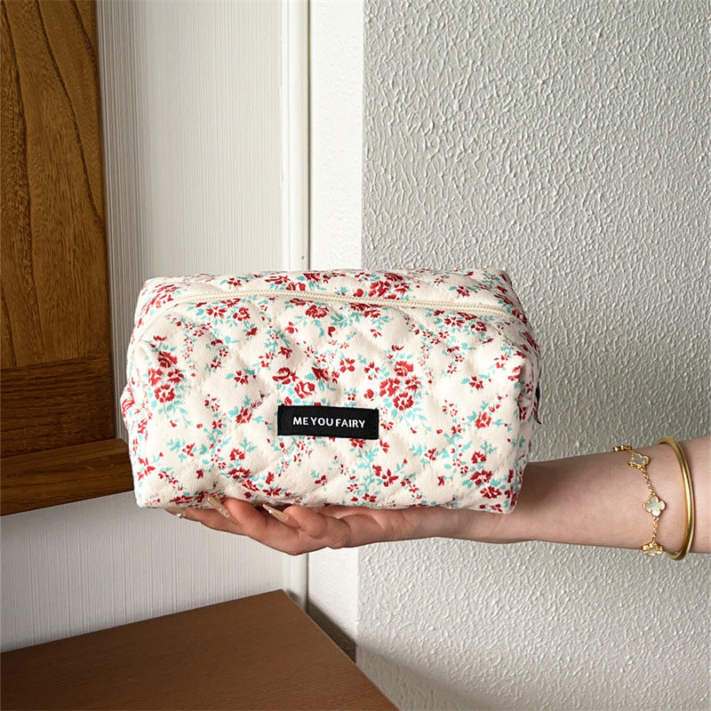 Fresh Good-looking Large Capacity Storage Convenient Makeup Bag