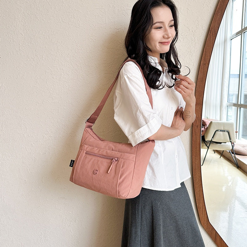 Women's Fashionable Waterproof Oxford Cloth Simple Women's Messenger Bag
