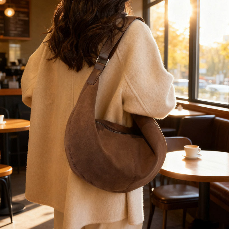 Women's Suede Fashion Large Capacity Commuter Dumpling Shoulder Bags