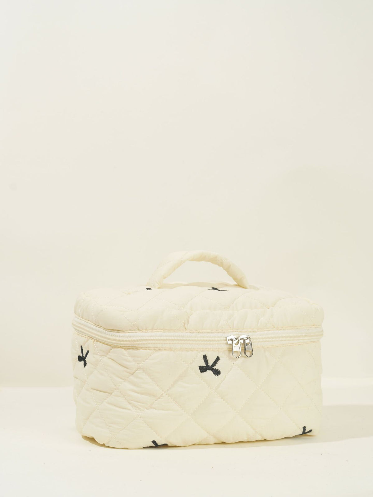 Embroidered Bow Large Capacity Suit Storage Makeup Bag