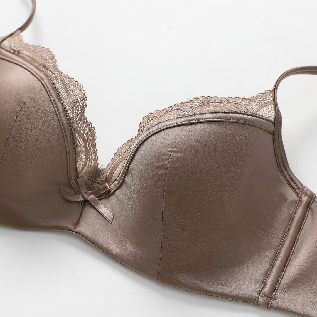Women's French Style Thin Underwear Glossy Lace Lingerie Sets