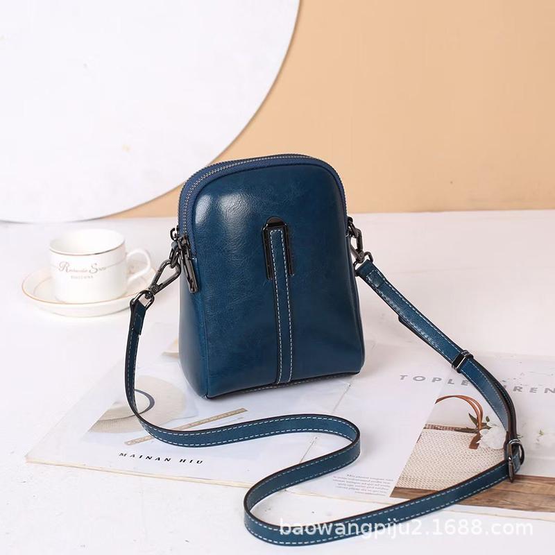 Women's Mobile For Affordable Luxury Fashion Retro High-grade Oil Women's Messenger Bag