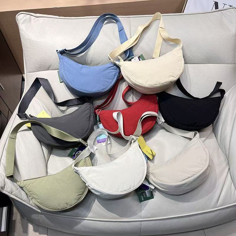 Fashion Joker Korean Style Dumpling Daily Commuter Women's Shoulder Bag