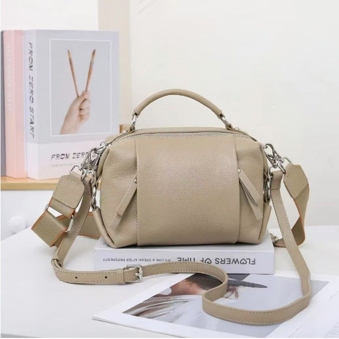 Women's Fashion First Layer Cowhide Leisure Commute Handbags