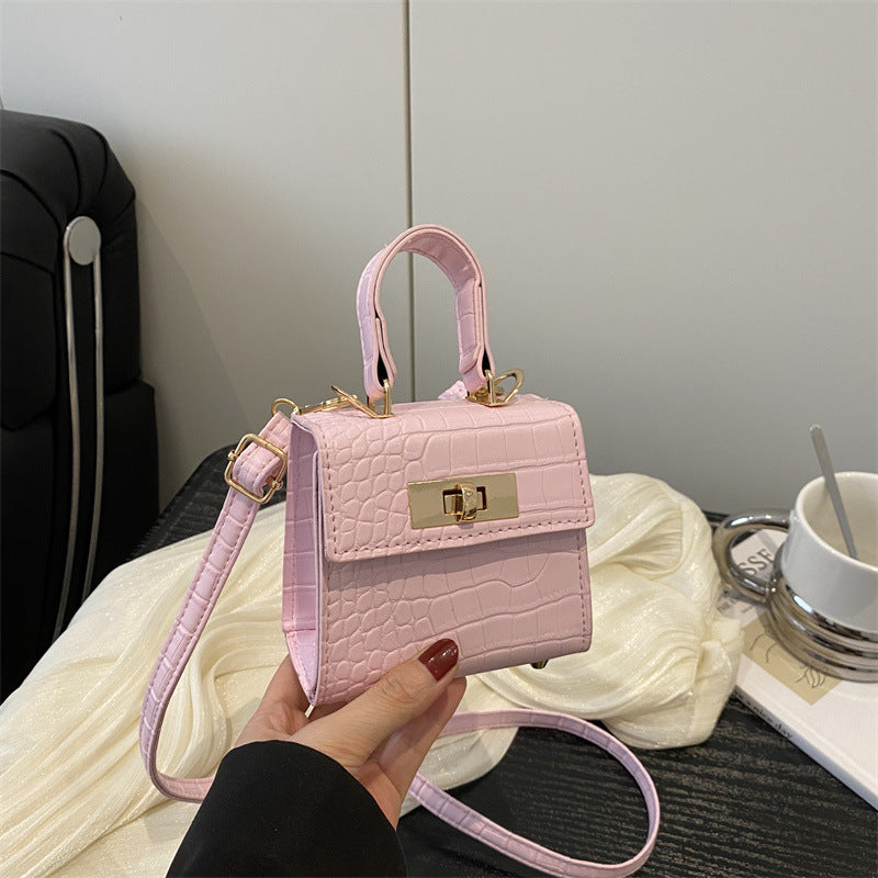 Retro Simple Graceful Summer Solid Color Textured Stone Pattern Fashion Women's Shoulder Bag