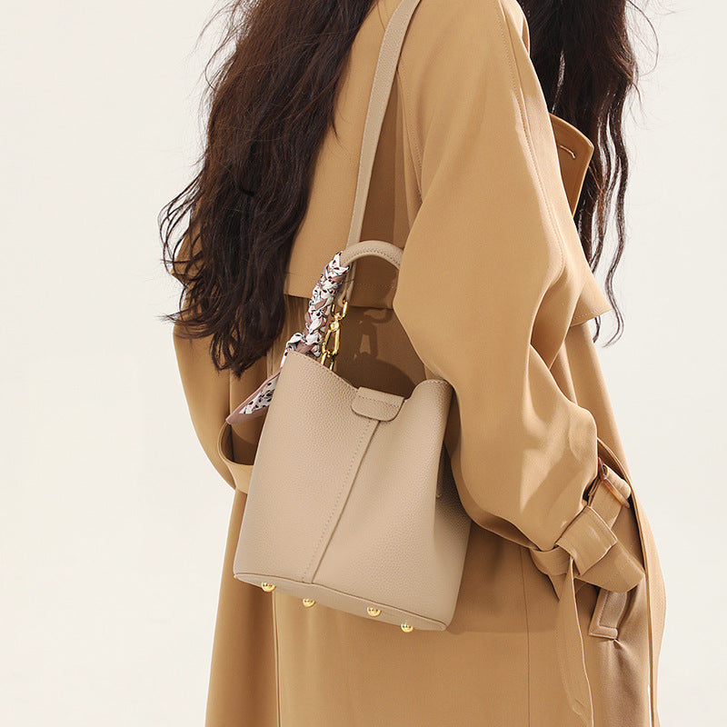 Women's Commuter Affordable Luxury Fashion Vegetable Basket Handbags