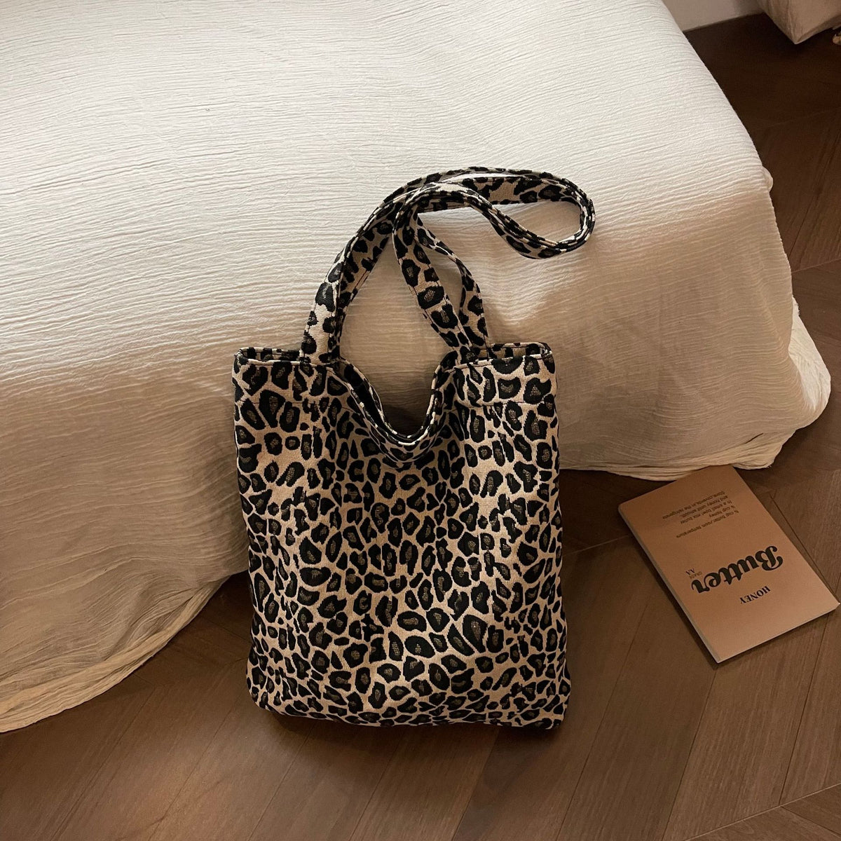 Women's Western Style Fashion Leopard Print Large Capacity Cool Women's Shoulder Bag